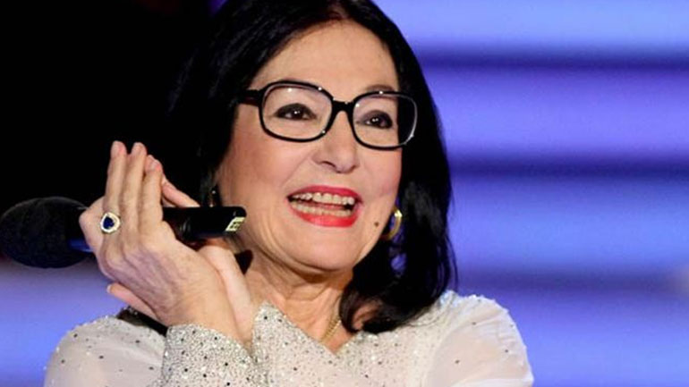 Νάνα Μούσχουρη: Στη λίστα με τους πιο πλούσιους καλλιτέχνες στον κόσμο!